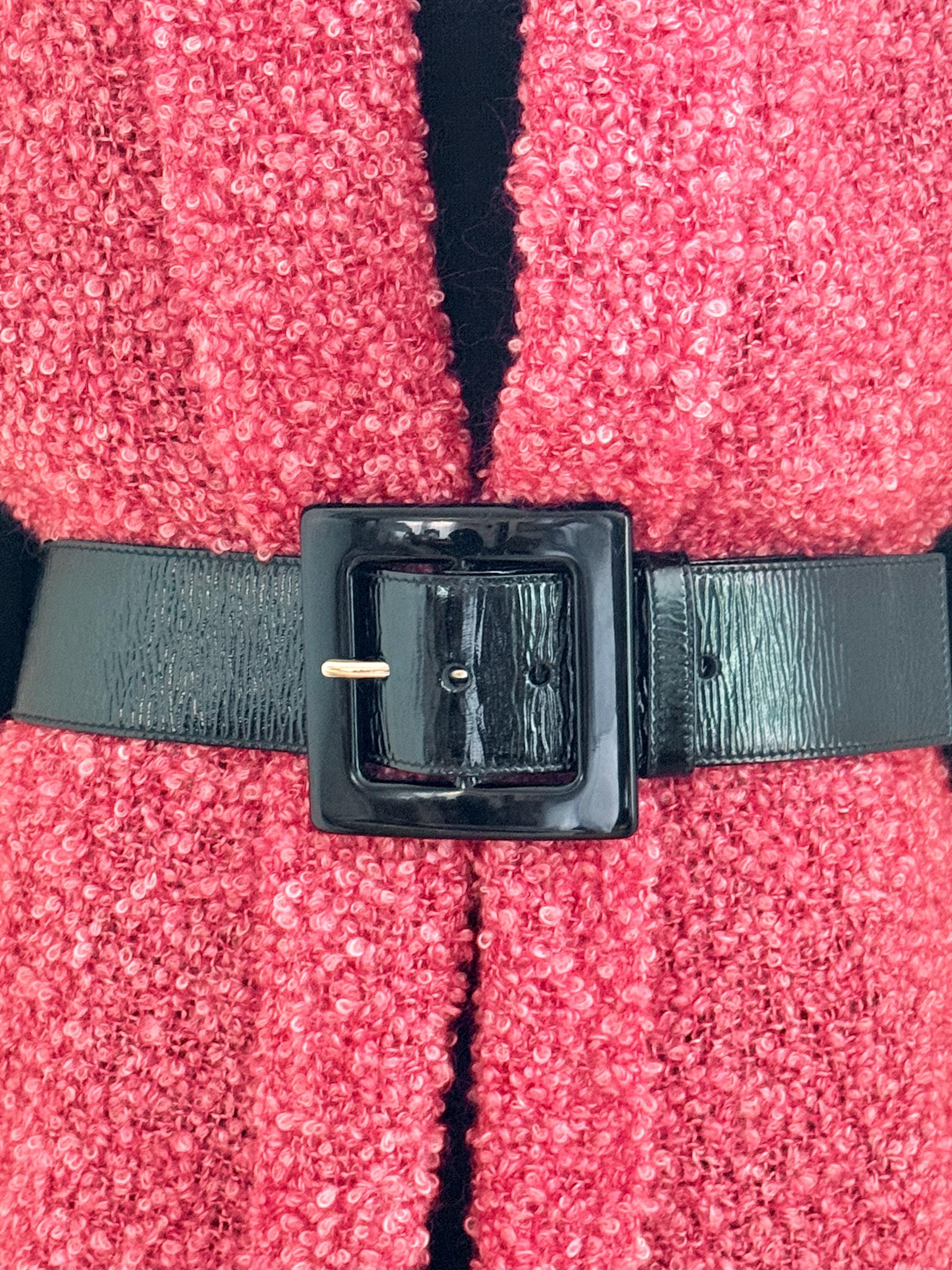 Yves Saint Laurent Rive Gauche Black Suede Leather Belt YSL Buckle Italy
34 Flaw YVES SAINT LAURENT Vintage 1980s Gilt Logo Suede Belt - Etsy  main image 3