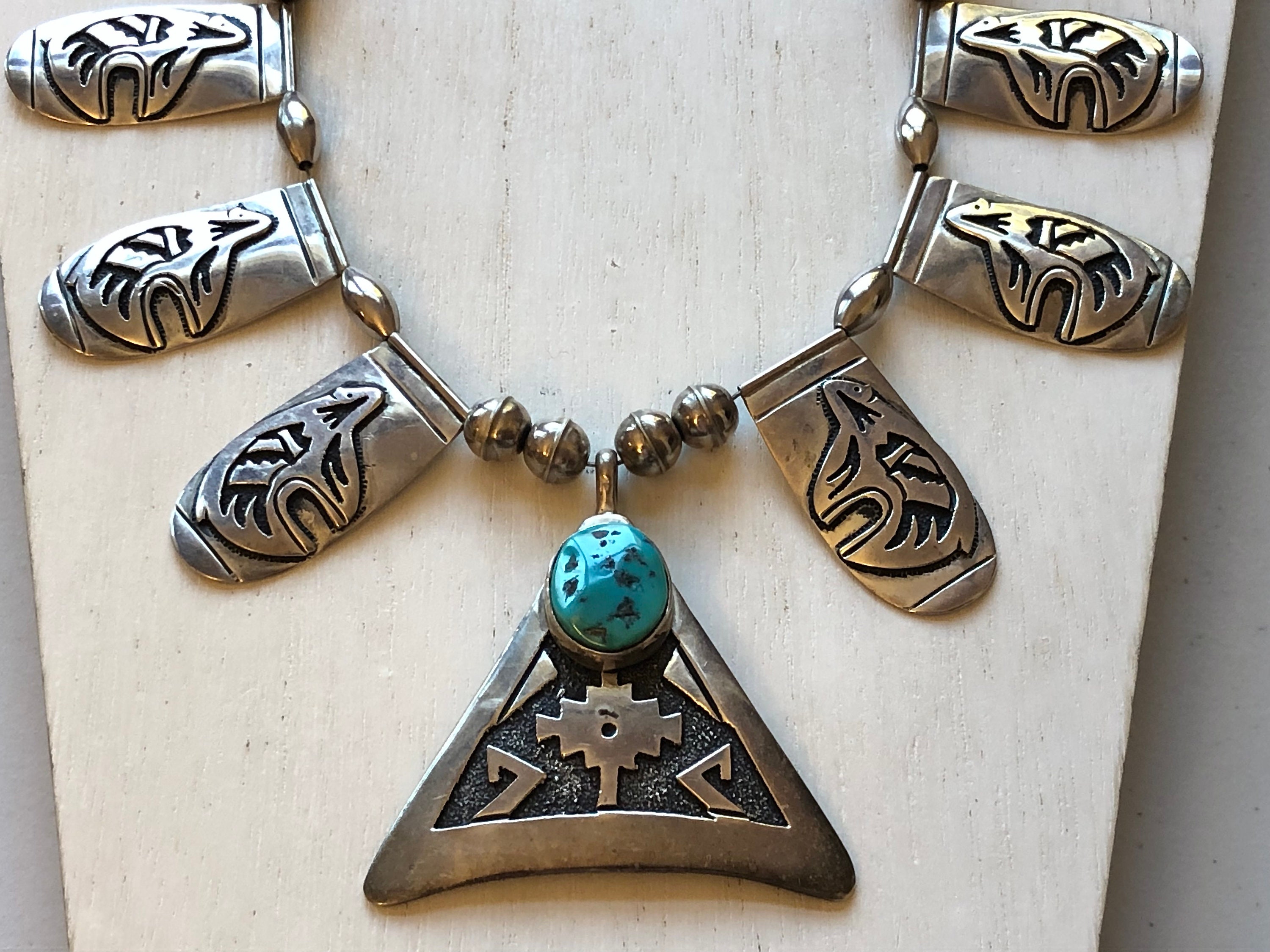 Extremely Rare Vintage Native American Navajo Thomas Singer Sterling Silver Protruding Bracelet Extremely Rare Vintage Native American Navajo Thomas Singer Sterling Silver Protruding Bracelet