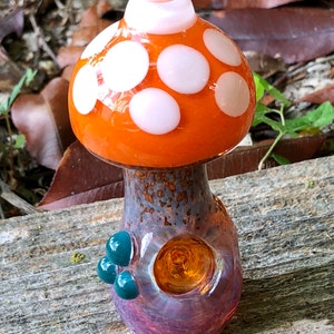 Orange Mushroom Glass Pipe: Color Changing Heady Design