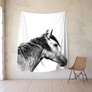 Wild Horse Plush Fleece Throw Blanket, Horse Photo Blanket, Horse Print Blanket,Equestrian Decor, Farmhouse Decor Fleece Blanket, Horse Art