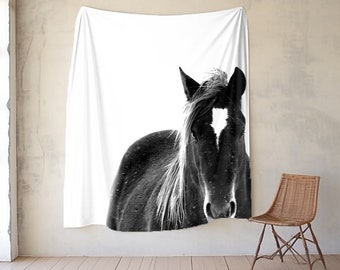Wild Horse Plush Fleece Throw Blanket, Horse Photo Blanket, Horse Print Blanket,Equestrian Decor, Farmhouse Decor Fleece Blanket, Horse Art