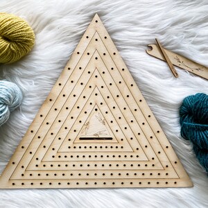 Triangle Weaving Loom Set