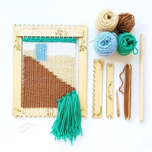 Weaving Kit: Pop Out Loom & Tools//DIY//Crafts//Beginner//Fiber Art//Woven//Needlecrafts//Yarn