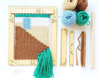 Weaving Kit: Pop Out Loom & Tools//DIY//Crafts//Beginner//Fiber Art//Woven//Needlecrafts//Yarn