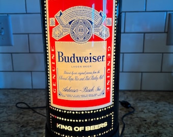 2386 - Vintage Original Lighted BUDWEISER Beer Motion Sign - Very Cool!