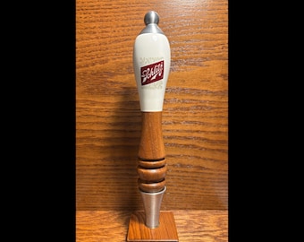 2383B - Vintage SCHLITZ BREWING Pub Style Beer Tap Handle - Good Condition.