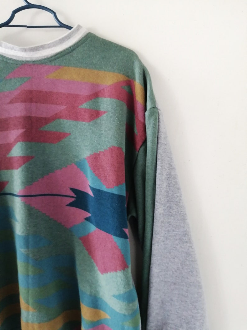 Sweater Weather Shirt Upcycling, Recycled Unisex Sweatshirt with Ethnic-Shaped Graphics in Pink and Blue Tones image 5