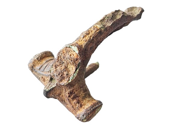 ローマ時代　青銅製のブローチ il_fullxfull.4943579996_2wqf.jpg