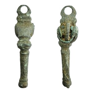 Roman trumpet brooch best sale
