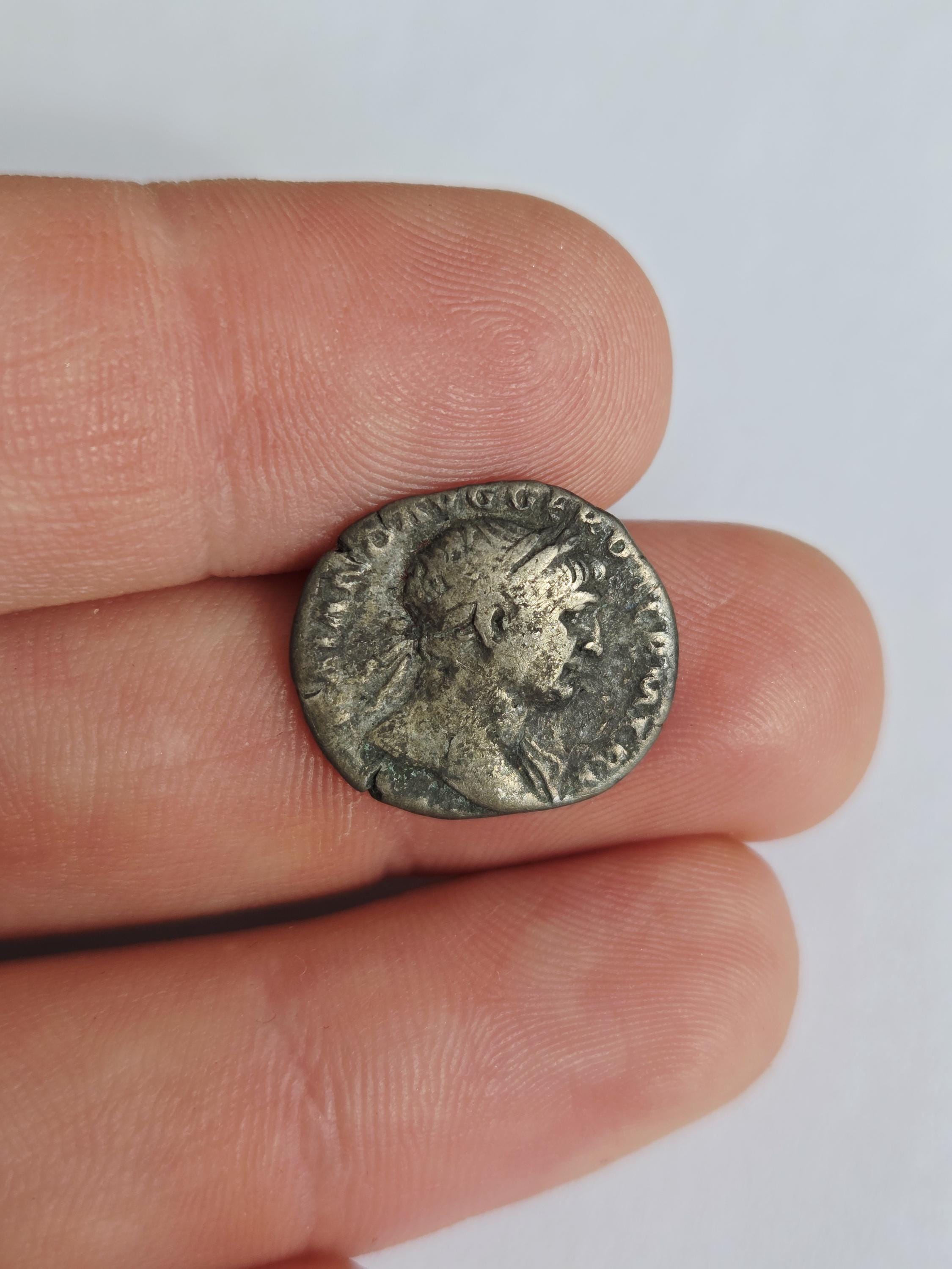 デナリウス銀貨　トラヤヌス 古代ローマのコイン、トラヤヌス帝デキウス249-251年NGC認定銀貨