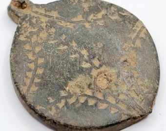 Scarce Copper alloy Medieval mirror case circa 1270-1350 AD, metal detecting find, history gift, Vintage, Christmas gift