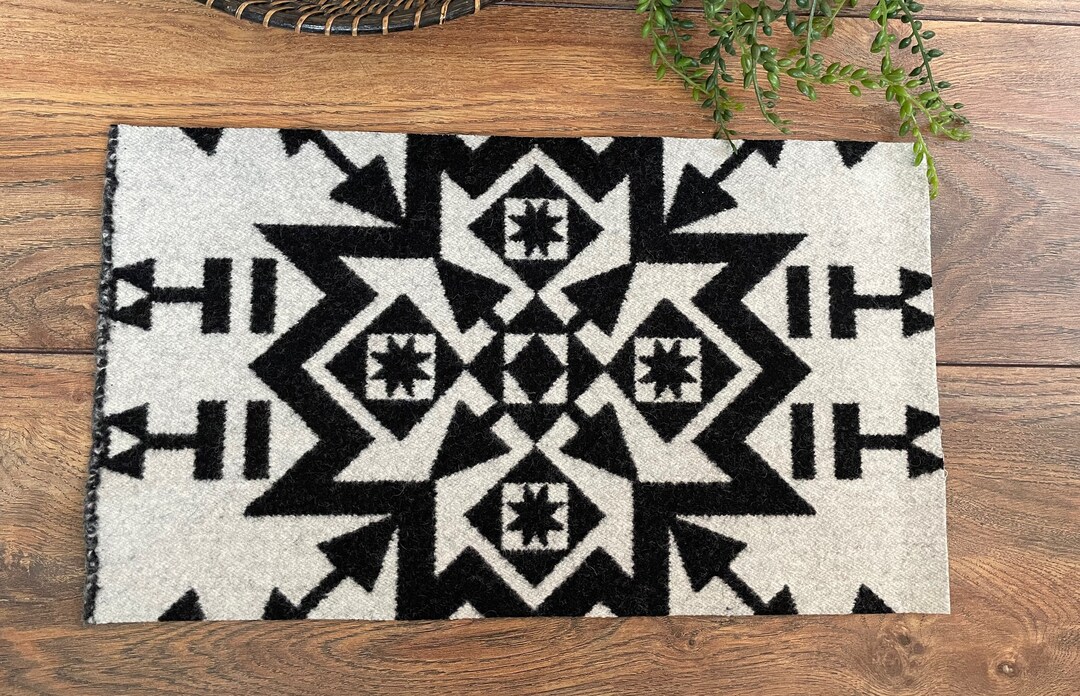 PNW Wool REMNANT Reversible Blanket Wt Fabric Tribal - Etsy