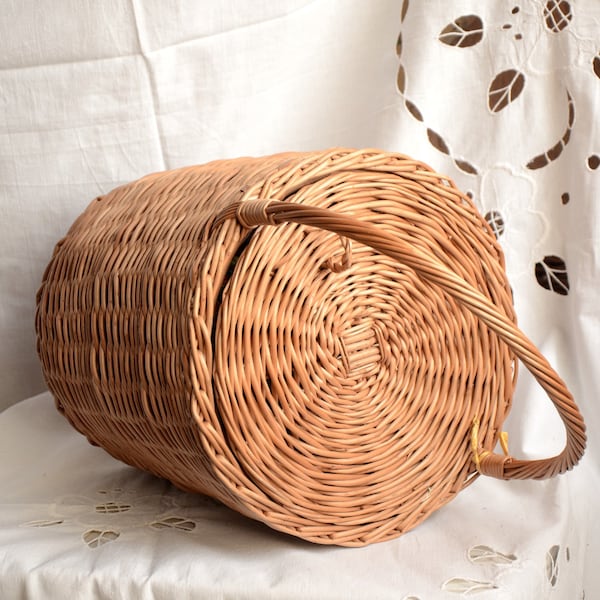 Round Wicker Basket, Basket with a Lid, Round Willow Basket, Round Basket, Round Lidded Basket, Jane Birkin Style Basket, Basket Purse