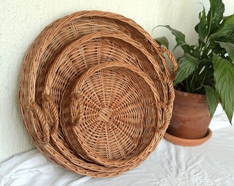 Round Tray, Round Basket Tray, Round Wicker Tray, Handled Basket Tray, Rustic Tray, Bread Basket Fruit Basket Serving Tray Wall Basket Decor