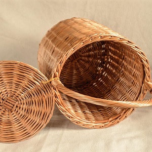 Round Wicker Basket, Basket with a Lid, Round Willow Basket, Round Basket, Round Lidded Basket, Jane Birkin Style Basket, Basket Purse image 5