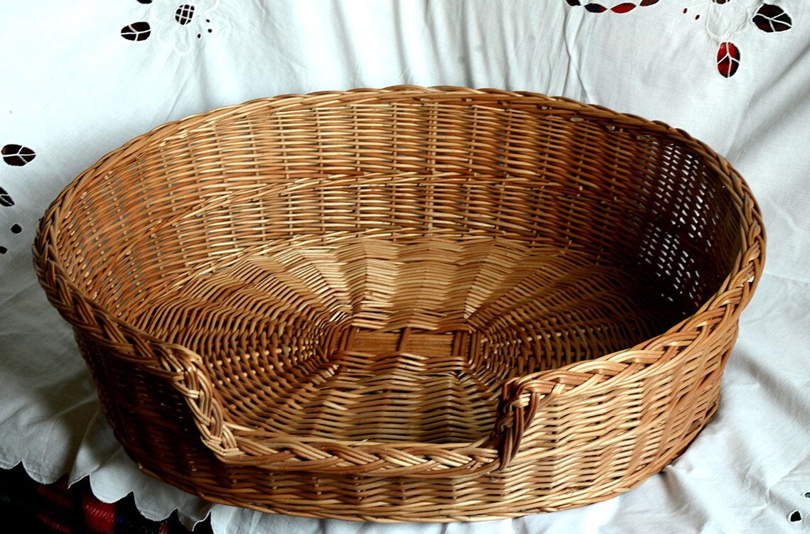 Medium/Large Oval Dog Bed Wicker Dog Bed Oval Cat Bed Etsy