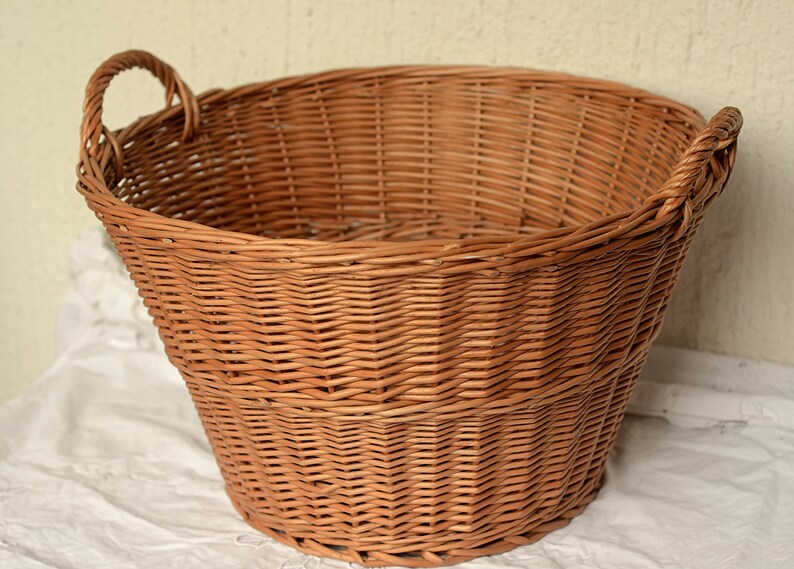 Round Laundry Basket Storage Basket Handmade Wicker Basket Etsy