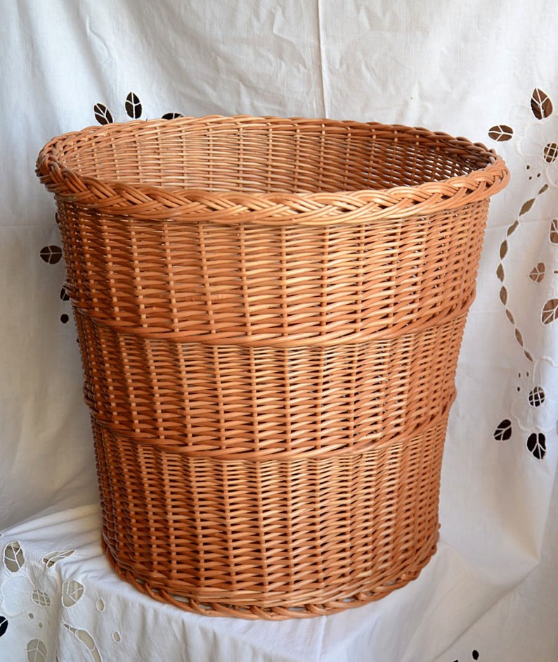 Large Woven Plant Pot Stand Wicker Planter Image 0