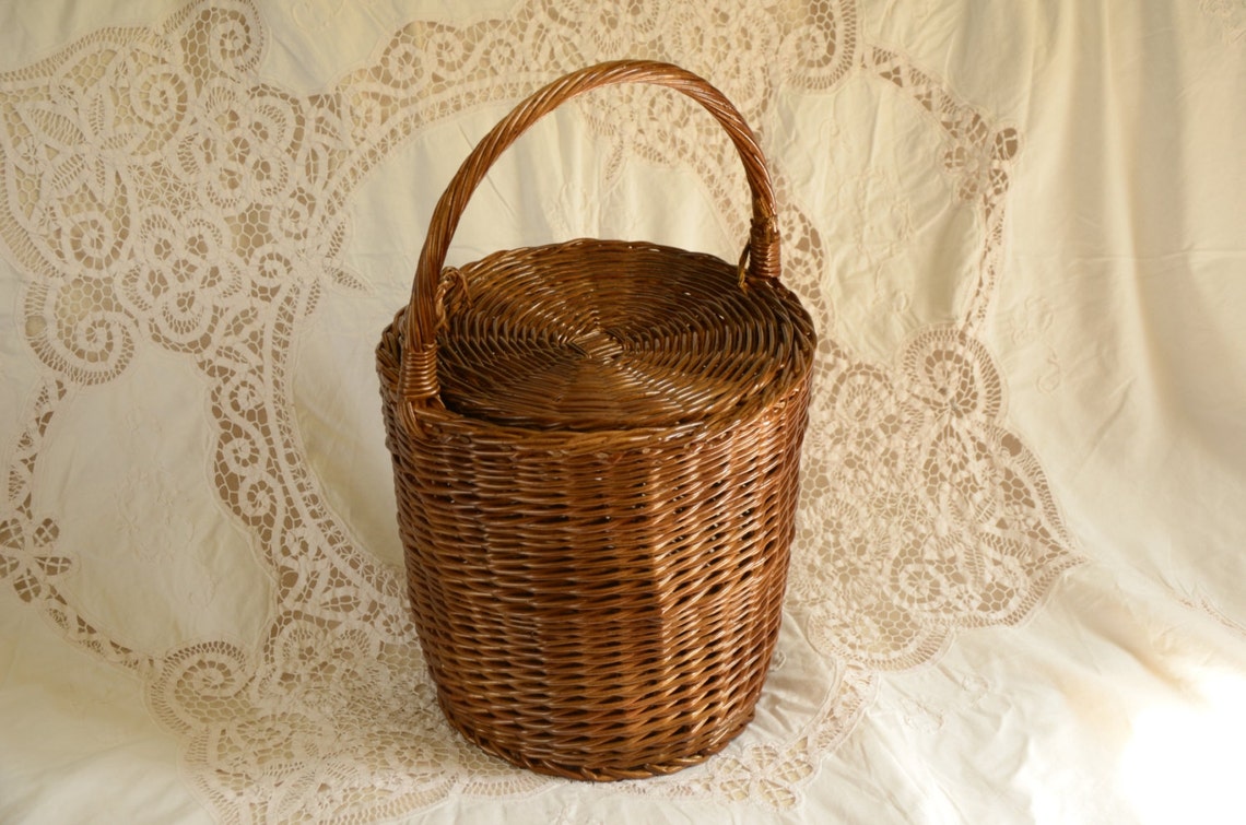 Round Wicker Basket Basket with a Lid Round Willow Basket Etsy