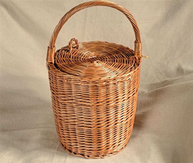 Round Wicker Basket, Basket with a Lid, Round Willow Basket, Round Basket, Round Lidded Basket, Jane Birkin Style Basket, Basket Purse image 6