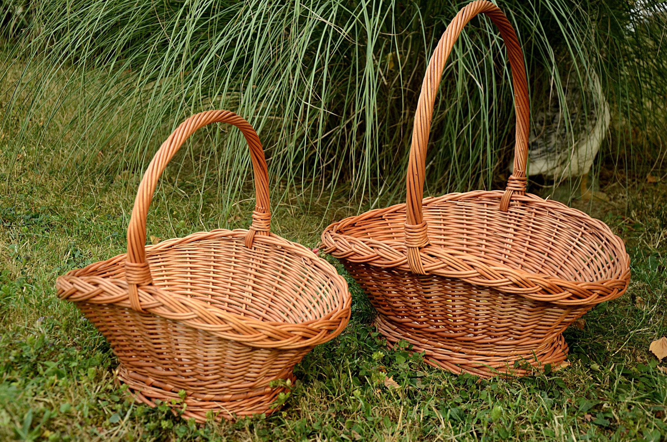 Ancien Panier à Bûches en Osier - Vintage French Finds