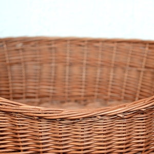 Wicker Dog Bed, Medium Dog Basket, Pet Bed, Dog/Cat Basket, Pet Basket Natural Material Dog Bed Wicker Dog Basket Willow Dog Basket Dog Gift image 3