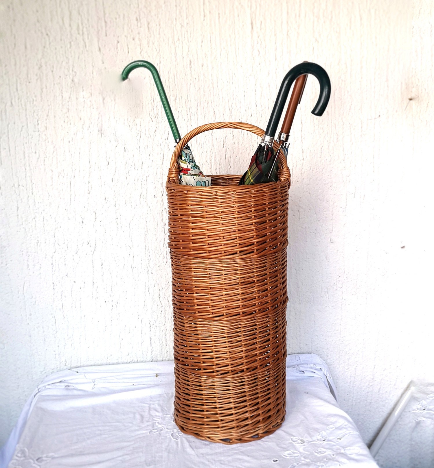Made to Order Wicker Umbrella Holder Rustic Wicker Umbrella Etsy UK