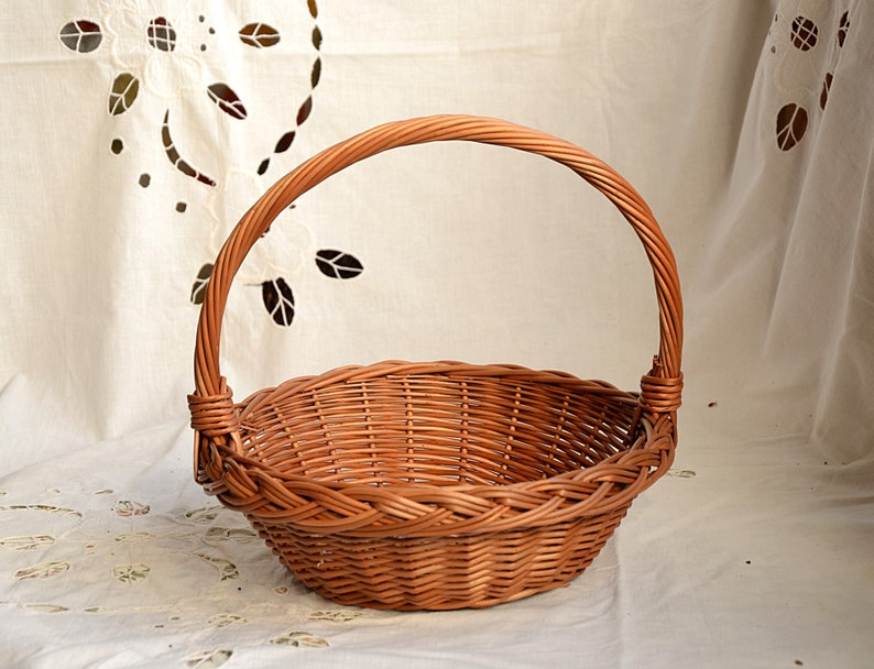 Round Wicker Basket Shallow Basket Medium Gift Basket Round Etsy