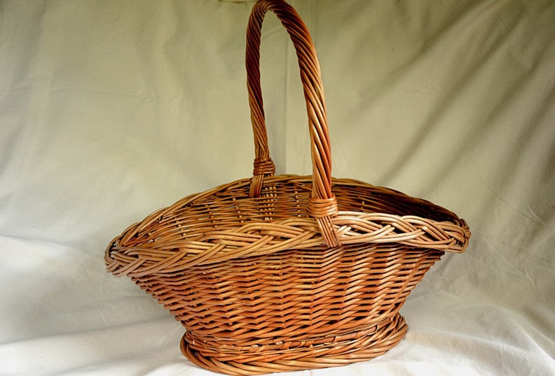 Oval Wicker Basket Elegant Flower Basket Wedding Basket Etsy
