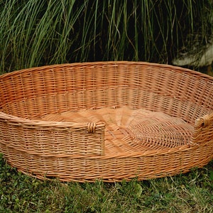 Medium/Large Dog Bed, Large Dog Basket, Wicker Dog Furniture, Natural Material Dog Bed, Wicker Dog Bed, Willow Pet Basket, Large Cat Bed