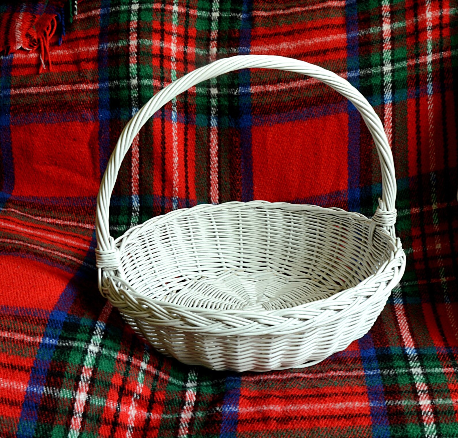 Big Wicker Wedding Basket Round Basket Shallow Handled Etsy