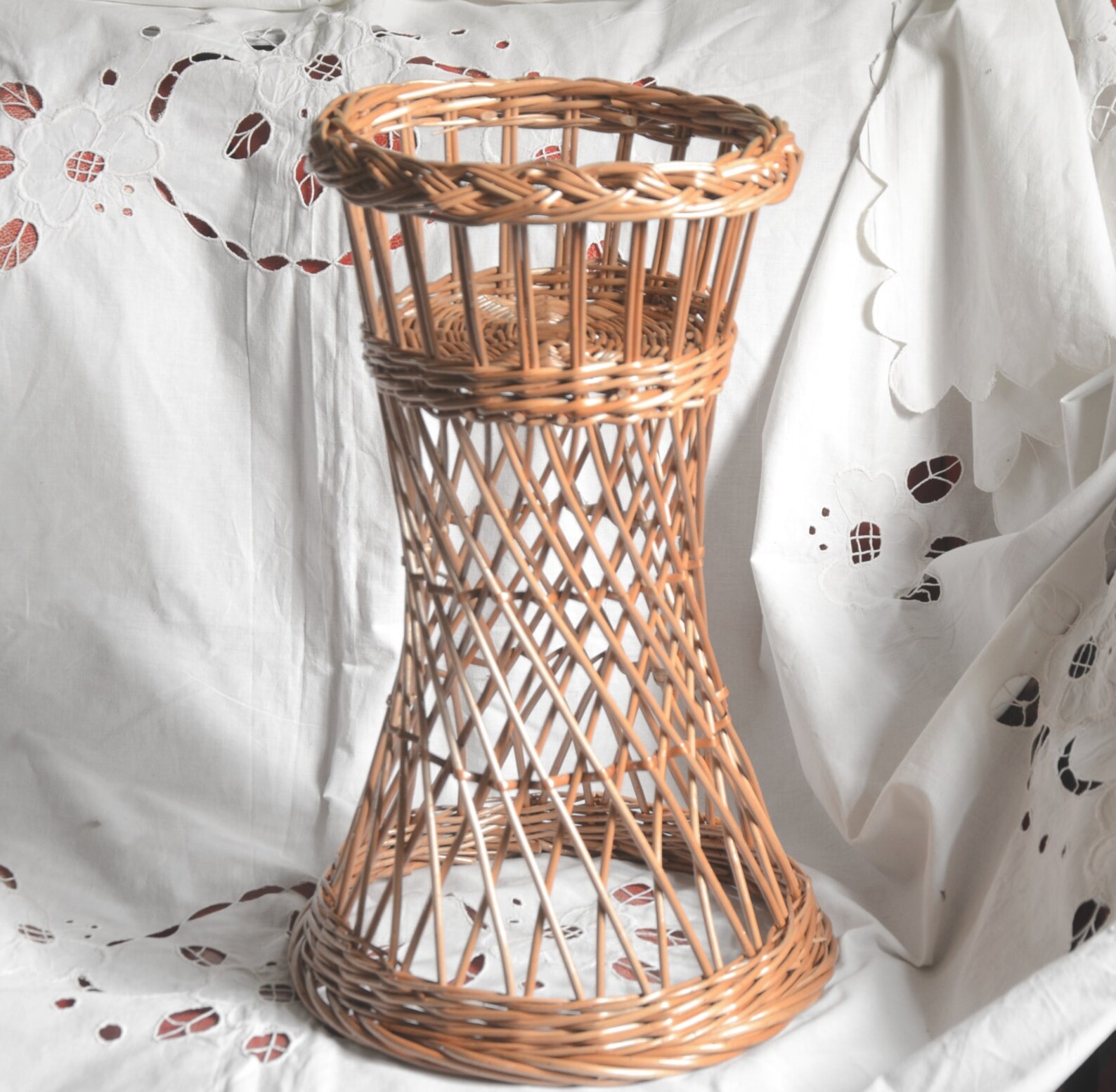 Wicker Flower Pot Holder, Wicker Flower Stand, Willow Flower Planter Box, Wicker Stand, Wicker