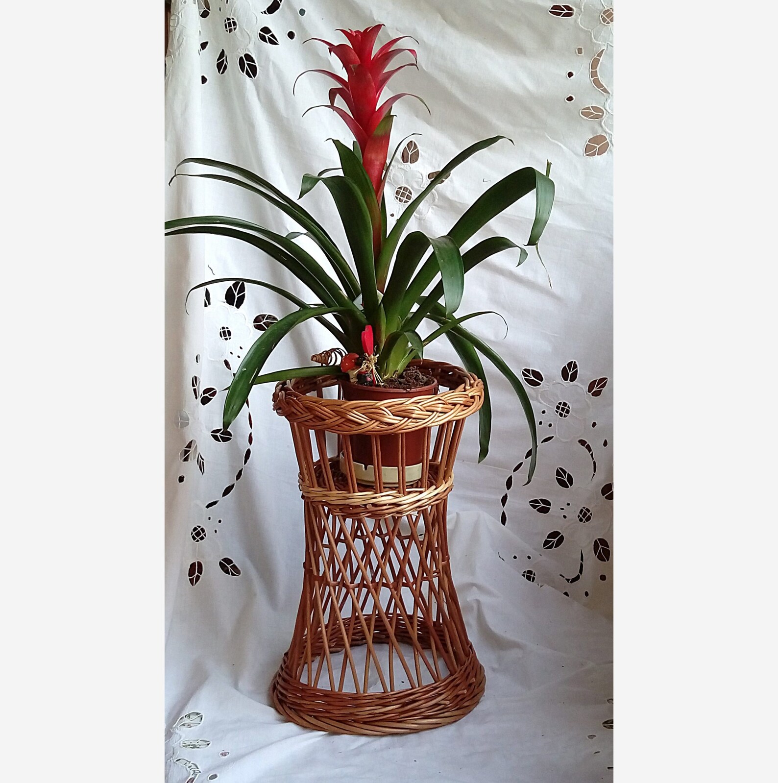 Wicker Flower Pot Holder, Wicker Flower Stand, Willow Flower Planter