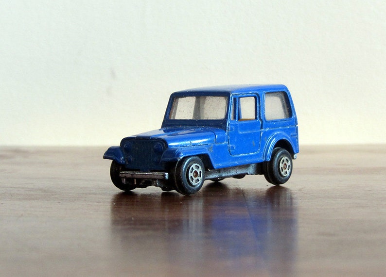mini jeep wrangler toy