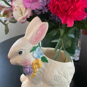 EASTER- Vintage 1990s Hermitage Pottery Bunny Rabbit Planter