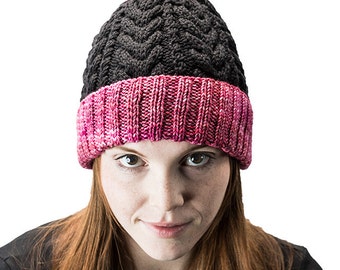 Czapka Secret Lake Beanie - łatwa w wykonaniu czapka z dzianiny kablowej