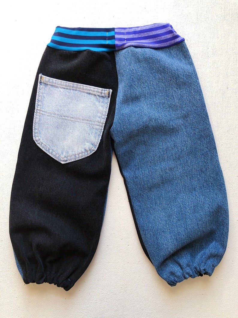 Size 3-4 yrs childrens wear street style durable comfortable unisex blue denim outdoor play skateboarding kids baggy jeans