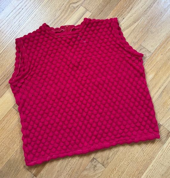 Raspberry popcorn knit sleeveless sweater 60s 70s 