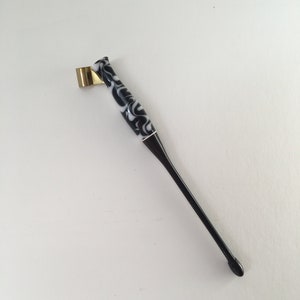 Oblique Calligraphy Pen Black & White