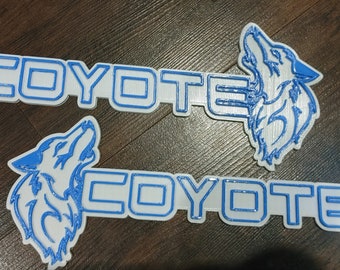 Coyote Badge (Full Head)