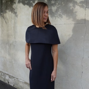cape dress size 20