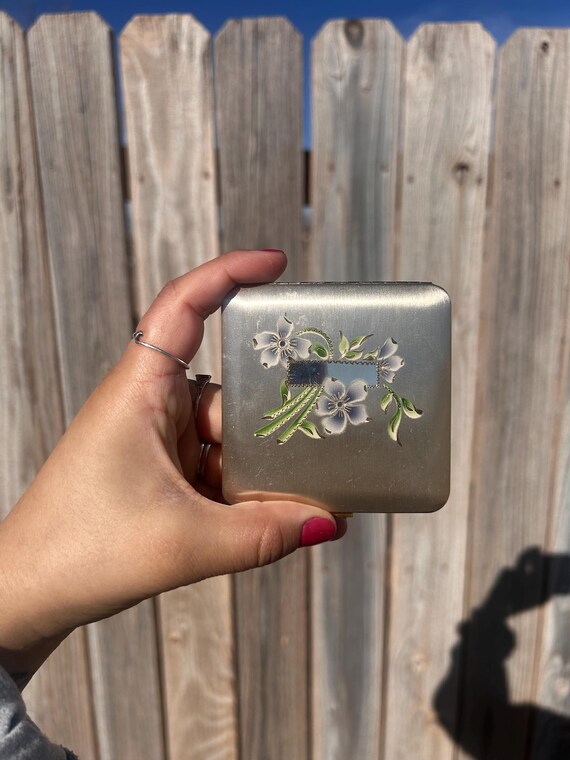 Dorset-Rex Silver Compact - image 2