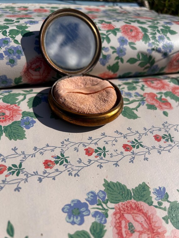 1960s COTY make up compact - image 3