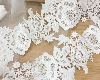 One yard of off-white 9cm wide Embroidery Lace Trim 3D Lace Supplies Dress Accessory