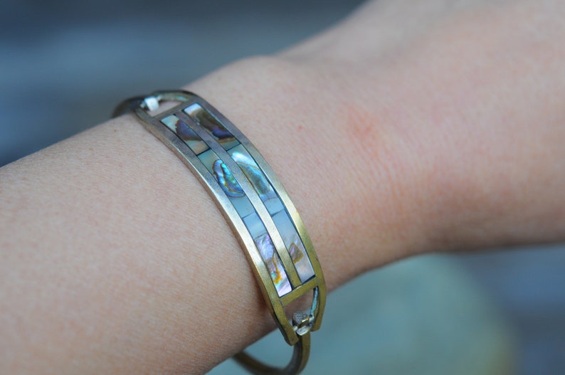 Vintage Mother of Pearl Bracelet Bangle image 8