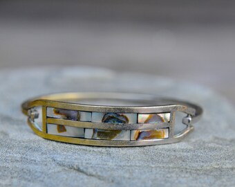 Vintage Mother of Pearl Bracelet Bangle