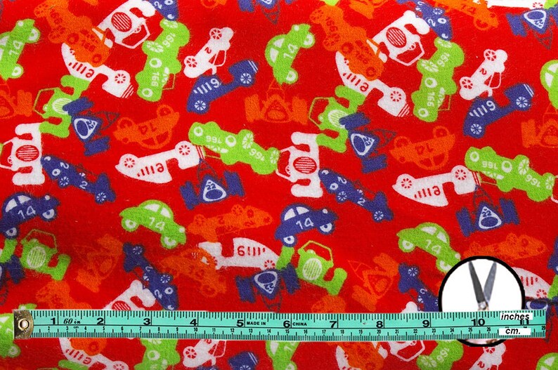 Printed flannel fabrics by the yard BTY 45'', Race cars Red background 100% coton, Create clothing underwear & bedding for kids, Canada image 2