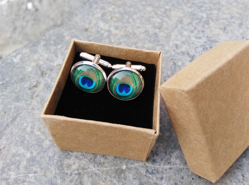 Free shipping Men Cufflinks Custom Wedding Cufflinks Gift Letters Shirt Cufflinks Custom Best Gift For Men Black Background Peacock feathers