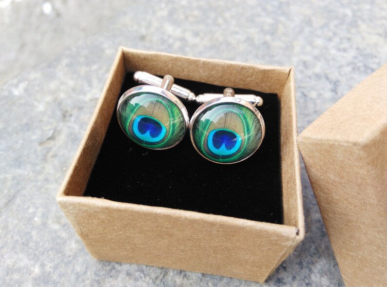 Free shipping Men Cufflinks Custom Wedding Cufflinks Gift Letters Shirt Cufflinks Custom Best Gift For Men Black Background Peacock feathers