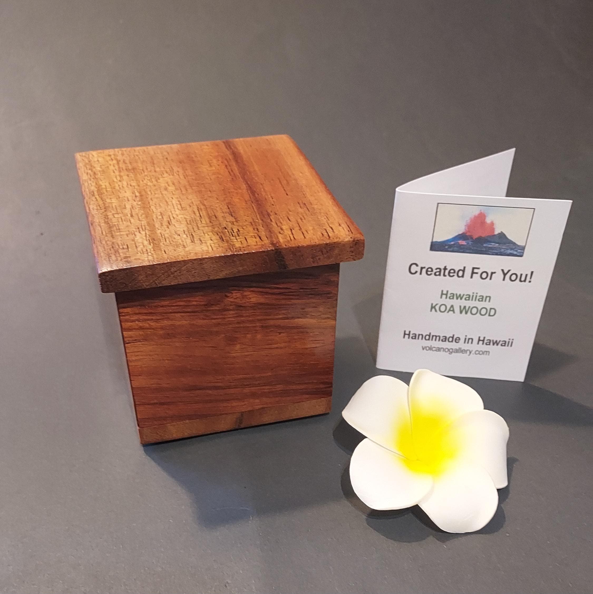 Hawaiian Koa Wood Treasure Box: Hawaiian Keepsake Box - Handmade